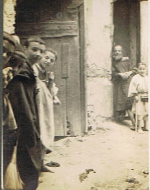 Dans le Mellah de Fès 1905f.jpg
