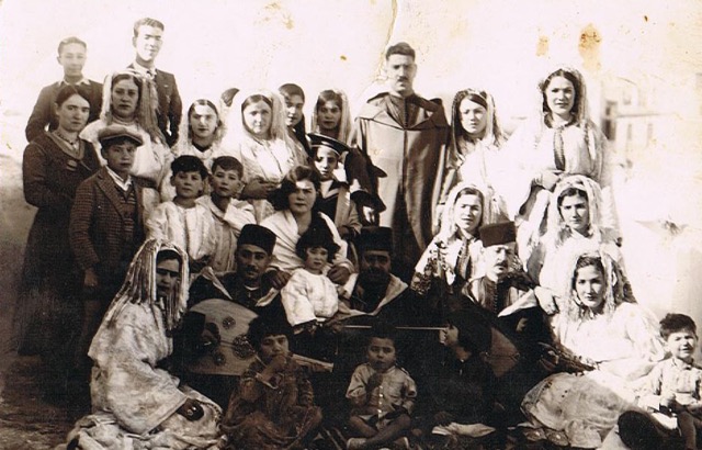 Famille Wahnoun 1921.jpg