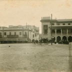 Place du Commerce vers 1920.jpg