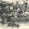 Course de taureaux à Fès 1910.jpg