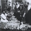 Marchand de légumes 1920.jpg